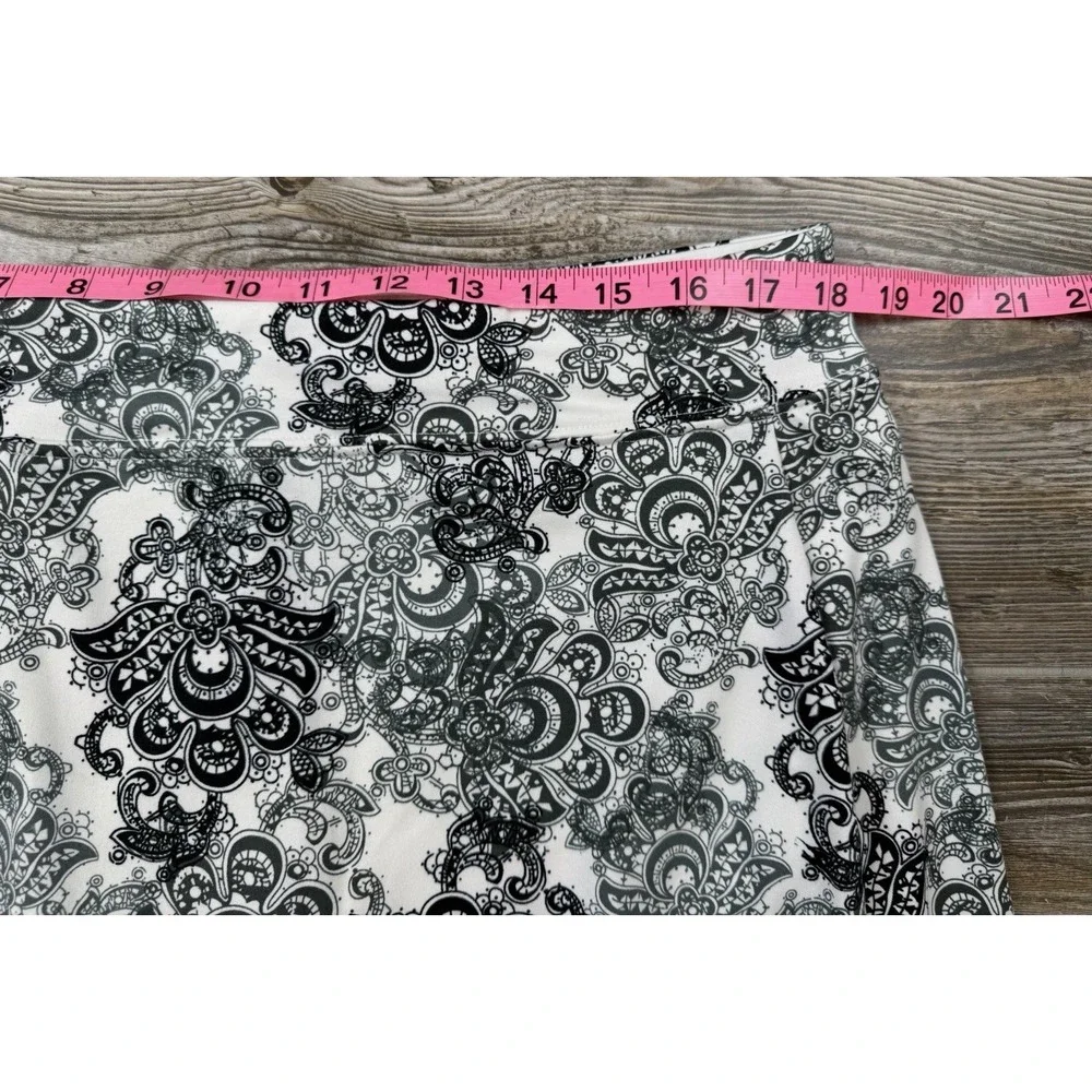 Tranquility By Colorado Womens Skirt Activewear Pull On Black White Paisley XXL